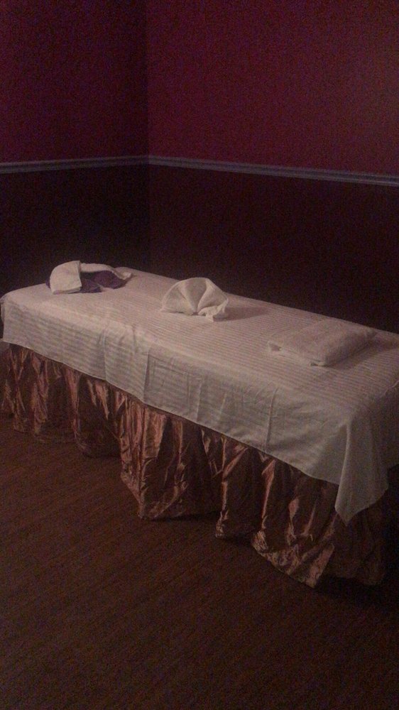 1X1SPA Updated June 2024 3848 100th St, Urbandale, Iowa Massage