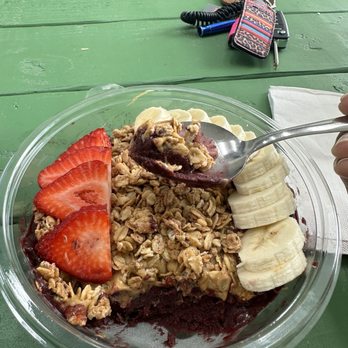 Juiceswell - Acai bowl with granola, bananas, peanut butter, and strawberries. - Juice Bars & Smoothies Near Me - Ventura, California