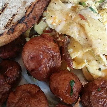 Mindy's Bakery - Duck confit scramble. Duck was dry. - Desserts Near Me - Chicago, Illinois Mindy's Bakery - Duck confit scramble. Duck was dry. - Desserts Near Me - Chicago, Illinois