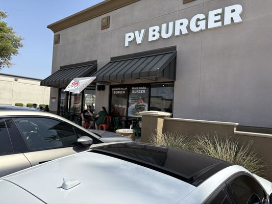 Paradise Valley Burger by null