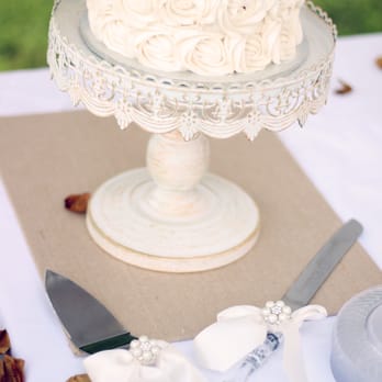 Sweet Cherry Bakery - small bridal cake- so delicious! - Bakeries Near Me Sweet Cherry Bakery - small bridal cake- so delicious! - Bakeries Near Me