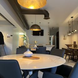 The Best Coffee & Lounge - Interior