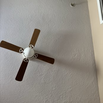 Sunset Valley Construction - Seamless repair - Flooring Near Me
