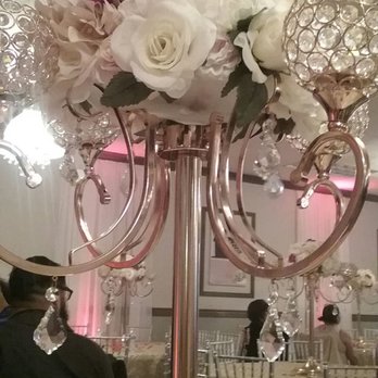 Vive Banquet Hall - Beautiful centerpiece - Venues & Event Spaces Near Me - Moreno Valley, California Vive Banquet Hall - Beautiful centerpiece - Venues & Event Spaces Near Me - Moreno Valley, California