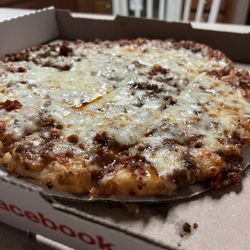 Pizza King - BBQ, hamburger, pepperoni, and extra cheese.