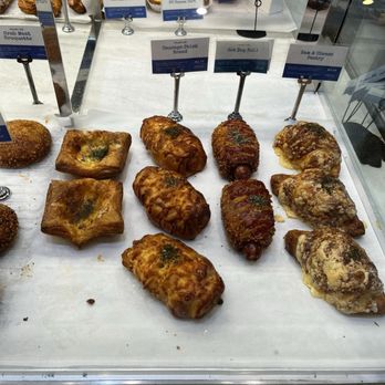 Paris Baguette - Bakery - Coffee & Tea Near Me - Los Angeles, California Paris Baguette - Bakery - Coffee & Tea Near Me - Los Angeles, California