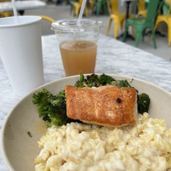 Flower Child - Salmon, max and cheese, and broccoli - New American Near Me - Sandy Springs, Georgia