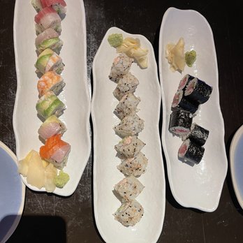 Makoto - Rainbow roll, California Maki roll, Tekka Maki roll - Japanese Near Me - Miami Beach, Florida