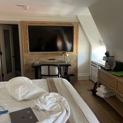 Hotel Viking - bed/tv combo