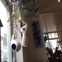 Blumenhaus Cafe - Dekoratives und Künstlerisches - alles auch erwerbbar