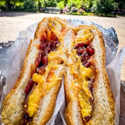 Bacon egg & cheese sandwich