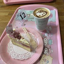 ARTBOX Cafe - Victoria sponge cake and hello kitty latte