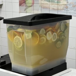 REAL lemonade, hint of bitterness. Delicious! REAL lemonade, hint of bitterness. Delicious!