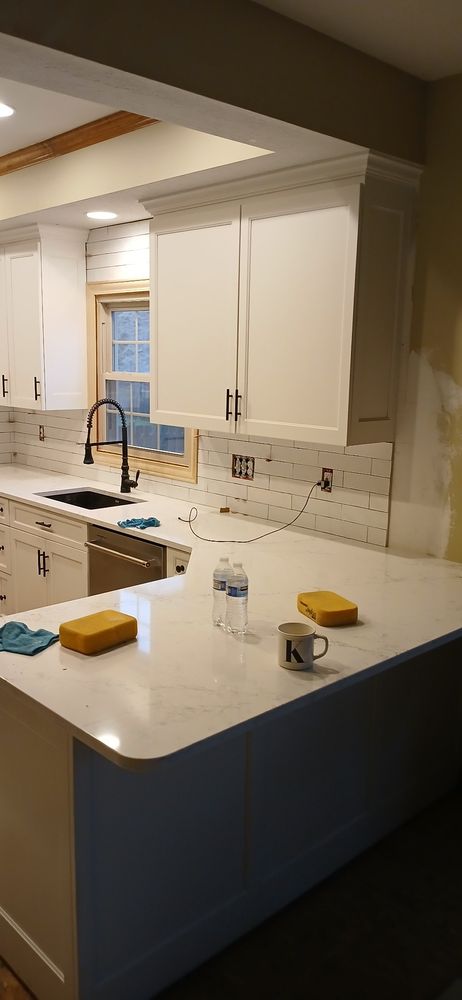 Hanes Tile & Floors - upholstery in Reynoldsburg, OH