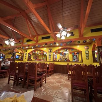 El Bandido - Inside decor - Mexican Near Me - Beckley, West Virginia