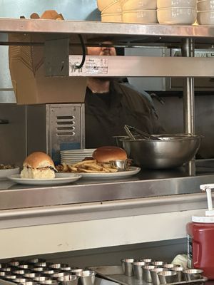 7 Acre BarnGrill by null