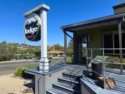 The Motor Lodge by null