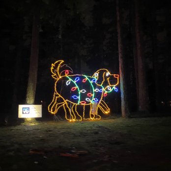 Fantasy Lights Spanaway Lake - Parks Near Me - Tacoma, Washington