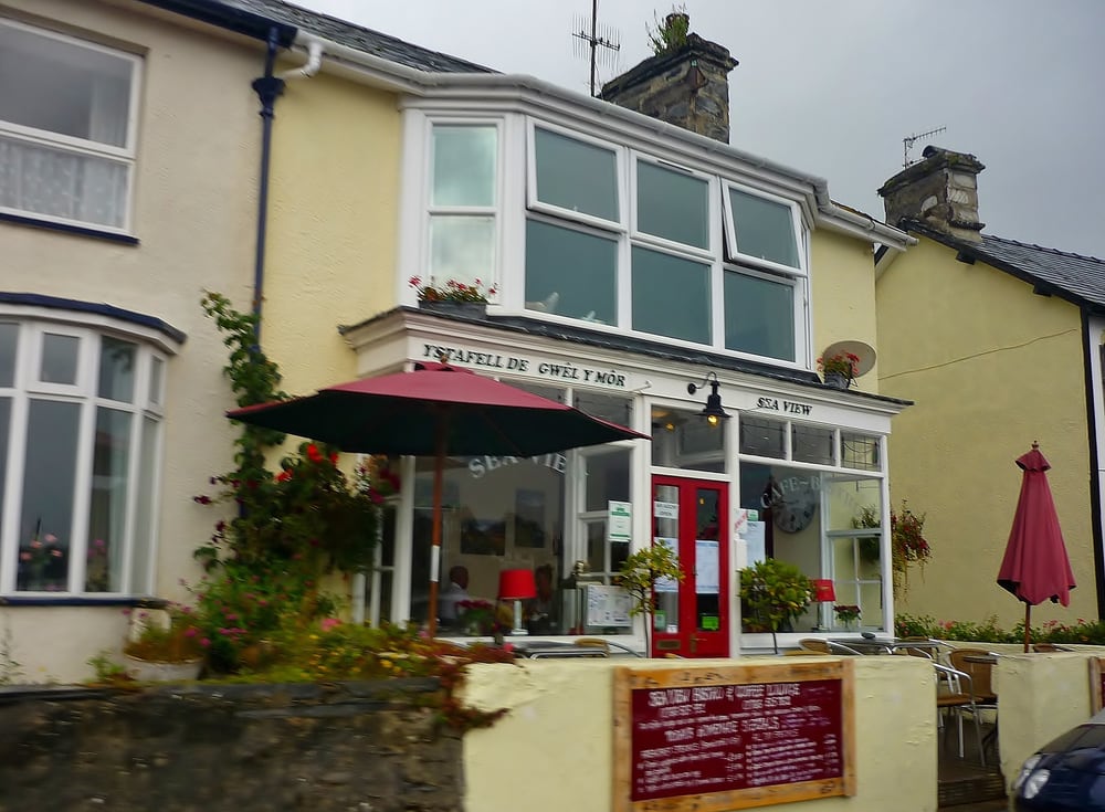 SEA VIEW BISTRO & COFFEE LOUNGE Sea View Tearooms, BorthyGest, Gwynedd, United Kingdom