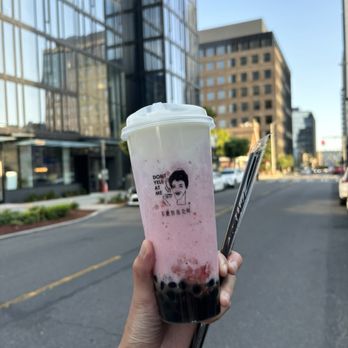 Dont Yell At Me - Strawberry Smoothie Topped w/ Cheese Foam - Bubble Tea Near Me - Seattle, Washington