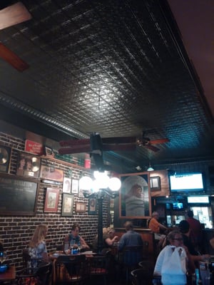 Scranton's Restaurant & Catering by null
