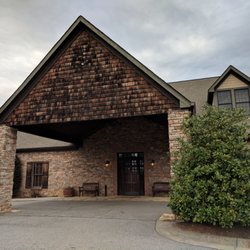 Coweta Club at Arbor Springs Plantation - Outside the clubhouse. Entrance.