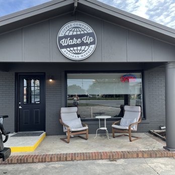 Wake Up Coffee - two lounge chairs in front of a coffeehouse - Cafes Near Me - Brunswick, Georgia Wake Up Coffee - two lounge chairs in front of a coffeehouse - Cafes Near Me - Brunswick, Georgia