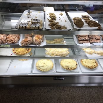 Hidden Valley Orchards - Pastry counter after a busy day - Pick Your Own Farms Near Me - Lebanon, Ohio