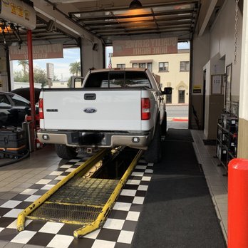 Jiffy Lube Oil Change - Auto Repair Near Me - Pasadena, California