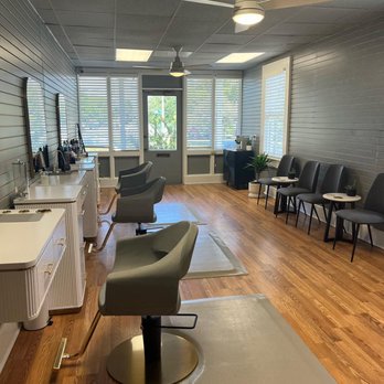 Shine Hair Studio - Salon view - Hair Salons Near Me - New Orleans, Louisiana Shine Hair Studio - Salon view - Hair Salons Near Me - New Orleans, Louisiana