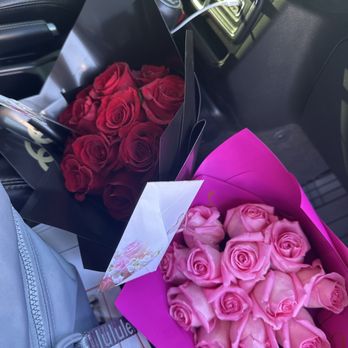 Candi’s Flowers - 2 dozen roses = 100$ - Florists Near Me - Pomona, California