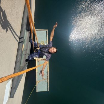 MNZ Window Cleaning Services - Window Washing Near Me - Seattle, Washington MNZ Window Cleaning Services - Window Washing Near Me - Seattle, Washington