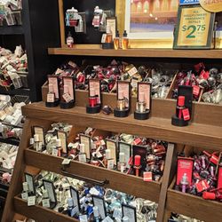Bath & Body Works