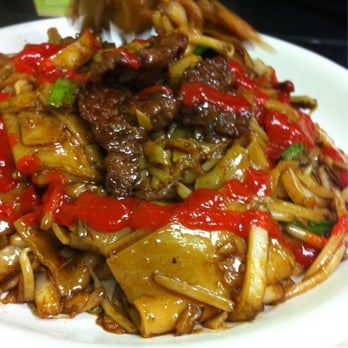 Lychee Resto - beef ho fun - Chinese Near Me - State College, Pennsylvania