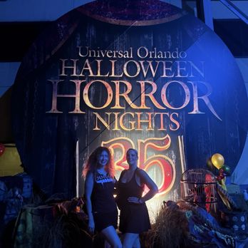 Halloween Horror Nights - Haunted Houses Near Me - Orlando, Florida