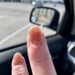Elle Nail Salon - See through my polish in the light