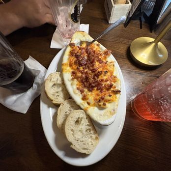 Tjs Pub - The creamy mac & cheese with bacon - New American Near Me - Manistee, Michigan Tjs Pub - The creamy mac & cheese with bacon - New American Near Me - Manistee, Michigan