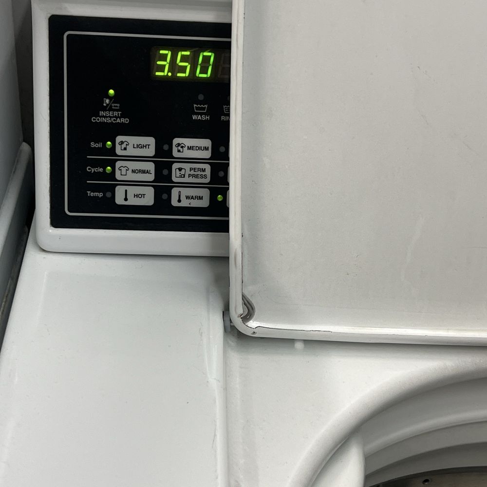 Bob's Laundromat - Laundromat Near Me - Arcadia, California