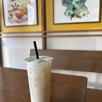Wonder Cha Tea Place - Silken Jade Oolong Milk tea - Bubble Tea Near Me - Los Angeles, California Wonder Cha Tea Place - Silken Jade Oolong Milk tea - Bubble Tea Near Me - Los Angeles, California