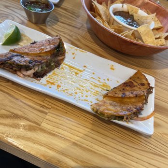 Knight Cap - Yummy Birria Tacos! - New Mexican Cuisine Near Me - Monrovia, California Knight Cap - Yummy Birria Tacos! - New Mexican Cuisine Near Me - Monrovia, California