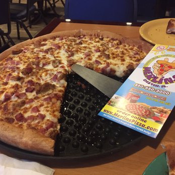 Merlins Pizza - Pizza Near Me - Destin, Florida