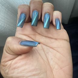 "cat-eye" set with single line by magnet on each nail vs. all over magnet affect I described before and after with pics/video example