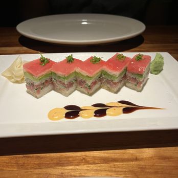 Houston's Restaurant - Osaka Style Pressed Sushi - New American Near Me - Irvine, California