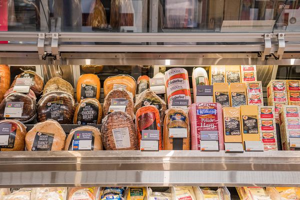 Stop & Shop by null