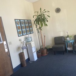 Z's Massage - Waiting room