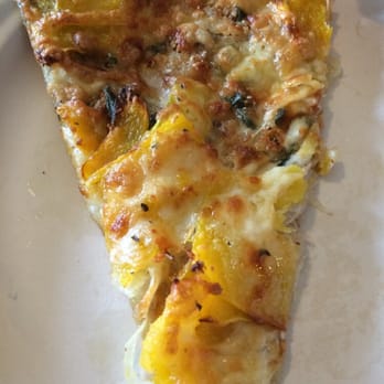 Hillside Pizza - Autumn comfort special pizza - Pizza Near Me - Bernardston, Massachusetts