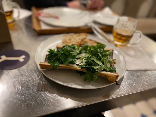 Kantýna by null