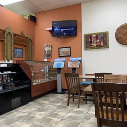 Zamaan Cafe - Inside