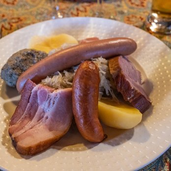 Chez Yvonne - Alsatian Near Me - Strasbourg, 67 Chez Yvonne - Alsatian Near Me - Strasbourg, 67