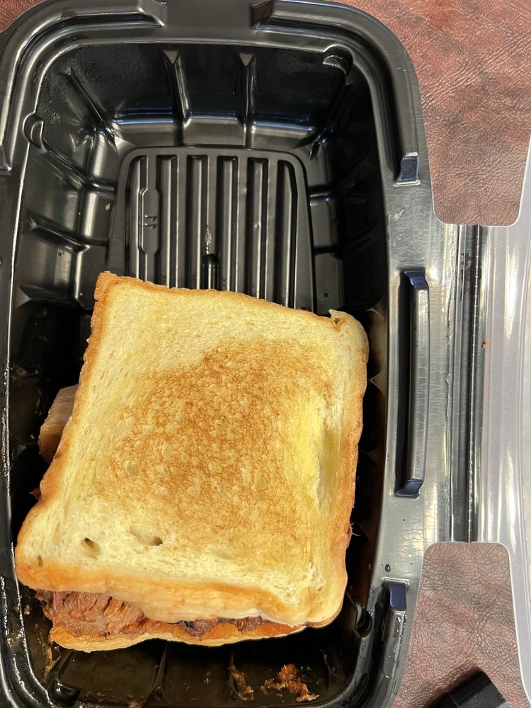 Bullriders BBQ & Mac Logo